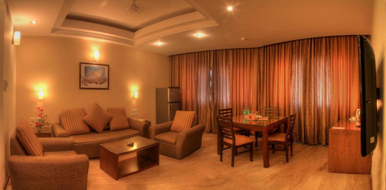 Hotel Deepa Comforts Mangaluru Exterior foto